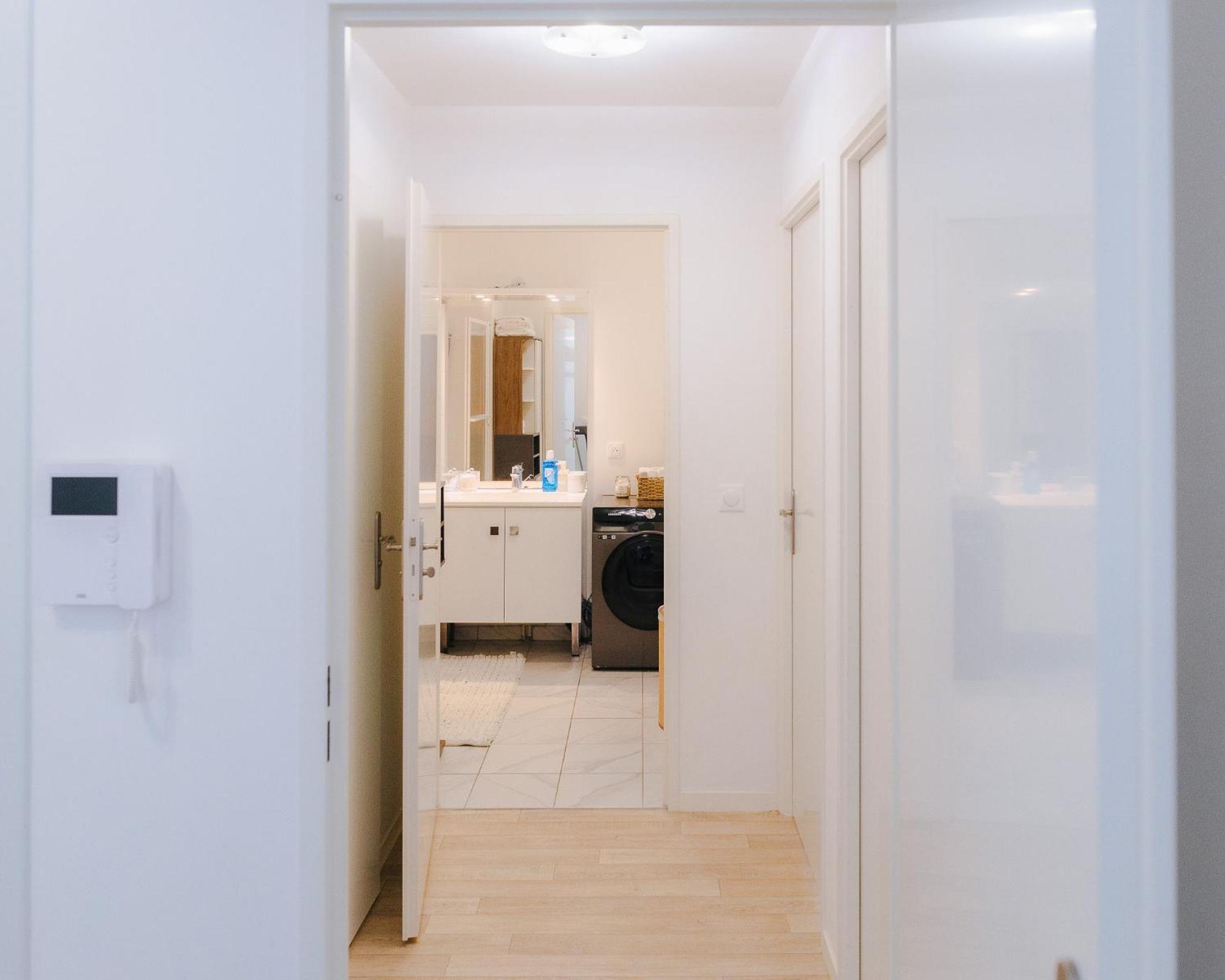 Appartement Luxueux, Neuf & Equipe A Versailles, Saint-Cyr-L'Ecole Exterior photo